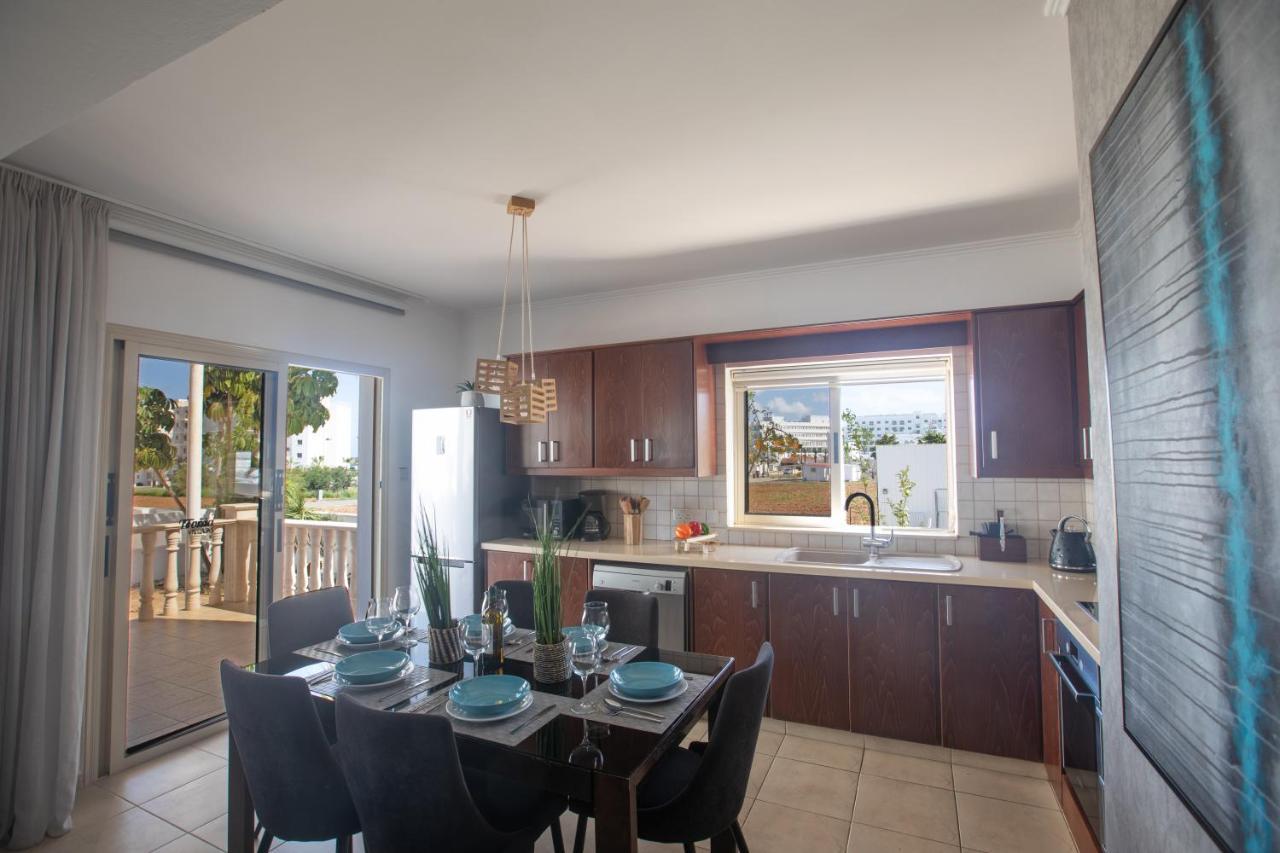 Tonia Seaview Villas Protaras Exterior photo